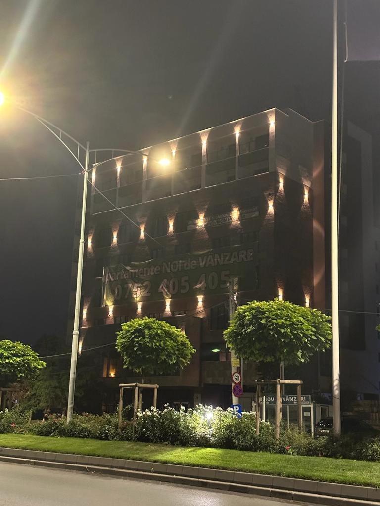 In Apart Hotel Βουκουρέστι Εξωτερικό φωτογραφία